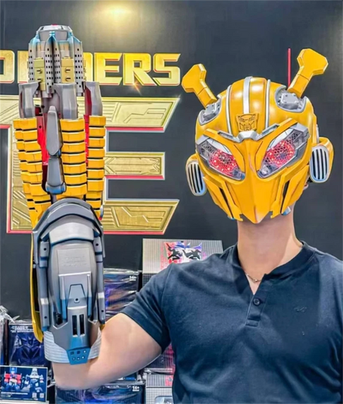 BUMBLEBEE ARM BLASTER