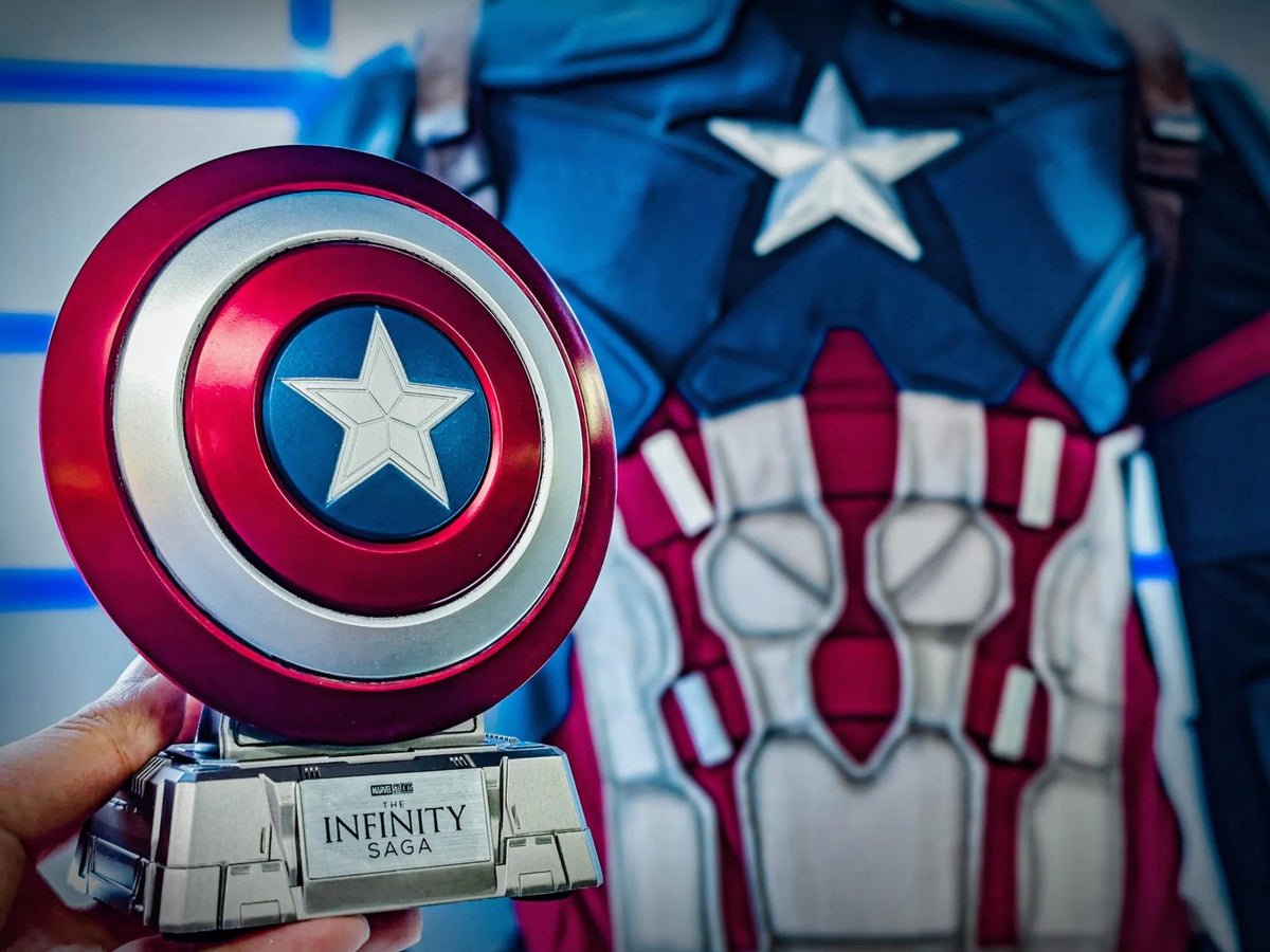 CAPTAIN AMERICA SHIELD BUST